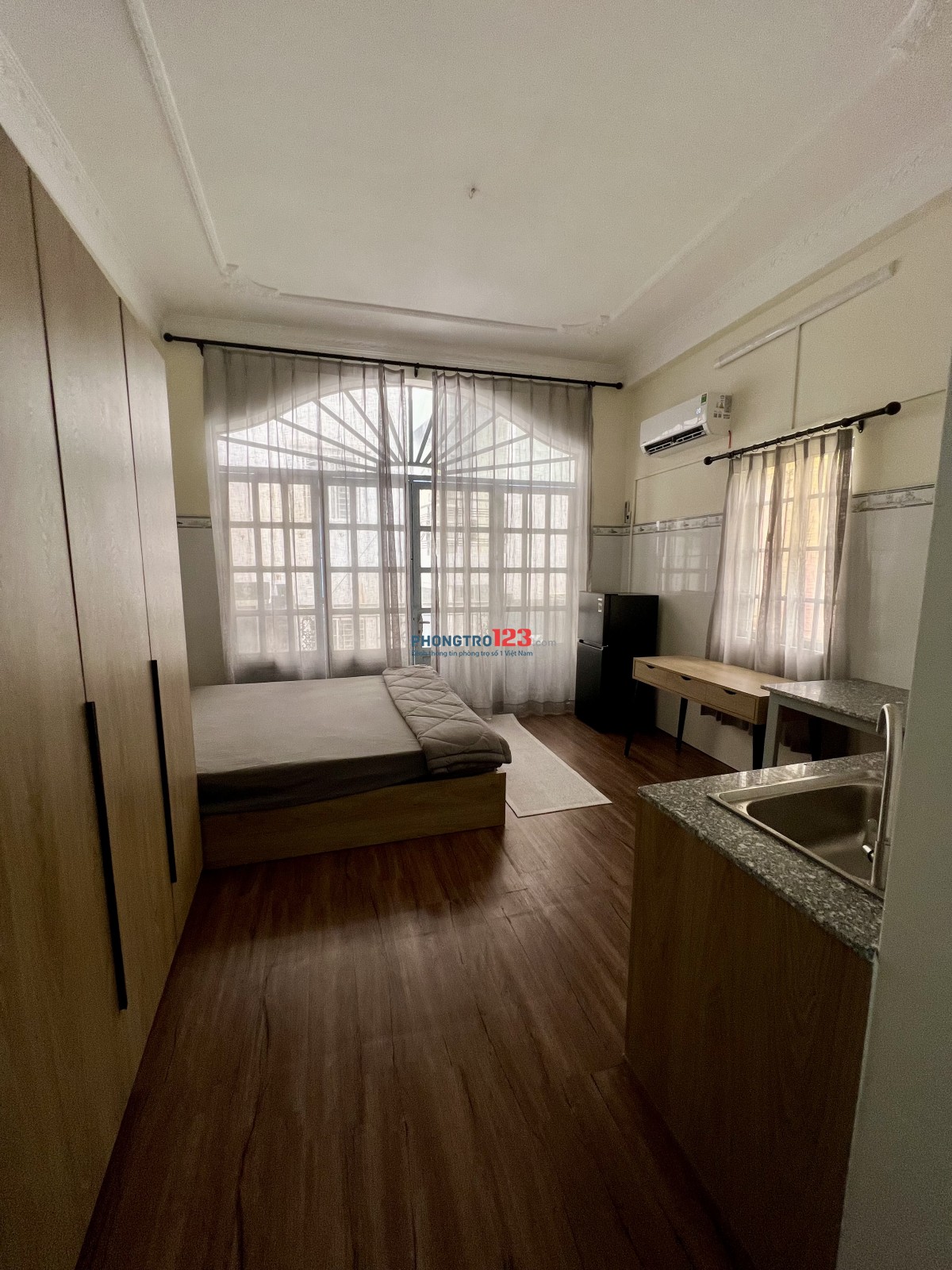 Phòng trọ 27m2 ban công rộng, đầy đủ tiện nghi giá 9tr tại Nam Kỳ Khởi Nghĩa, quận 3
