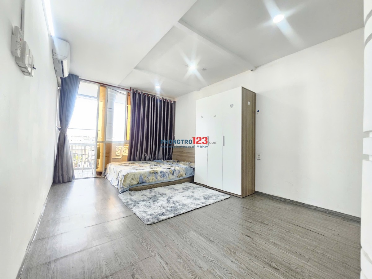 Phòng trọ full nội thất 35m2 Gần ngã tư hàng xanh, Đại học Hutech, Văn Lang ở Chu Văn An Bình Thạnh