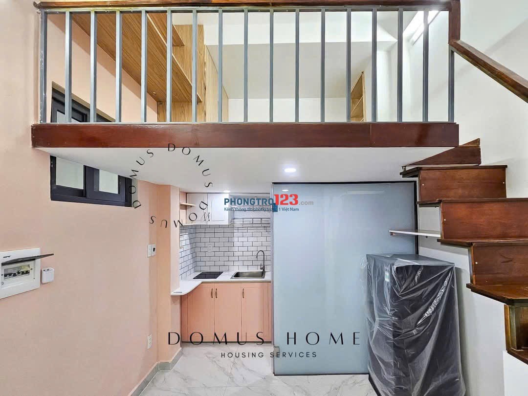 Duplex bancon, cửa sổ cho tân sinh viên tại Quận 7- Gần UFM, TDT, NTT, Lotte