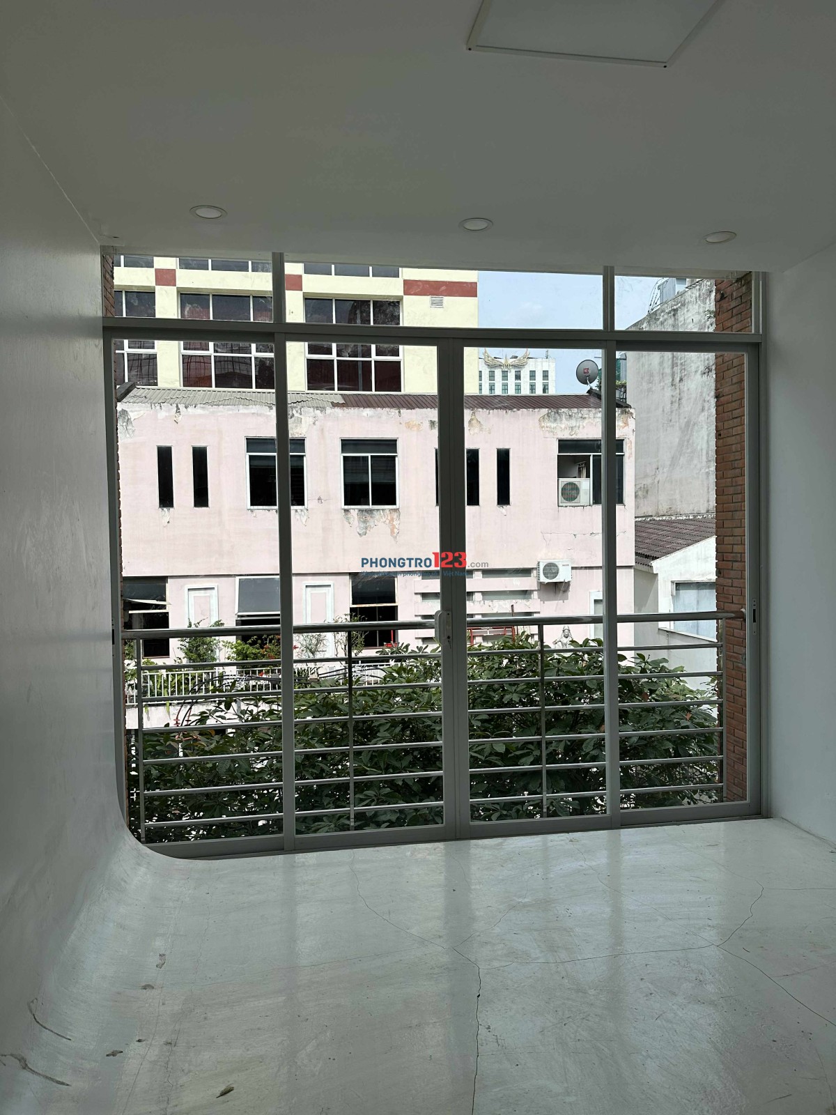 Chính chủ cho thuê nhà 02 Đặng Văn Ngữ, Phường Phú Nhuận