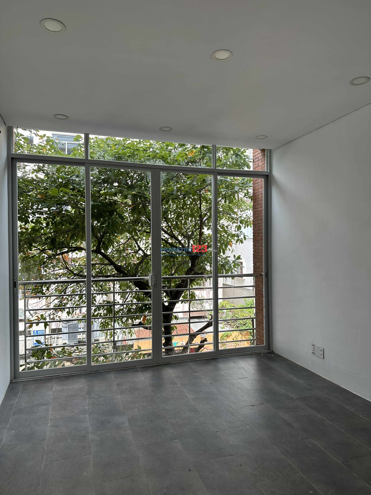 Chính chủ cho thuê nhà 02 Đặng Văn Ngữ, Phường Phú Nhuận