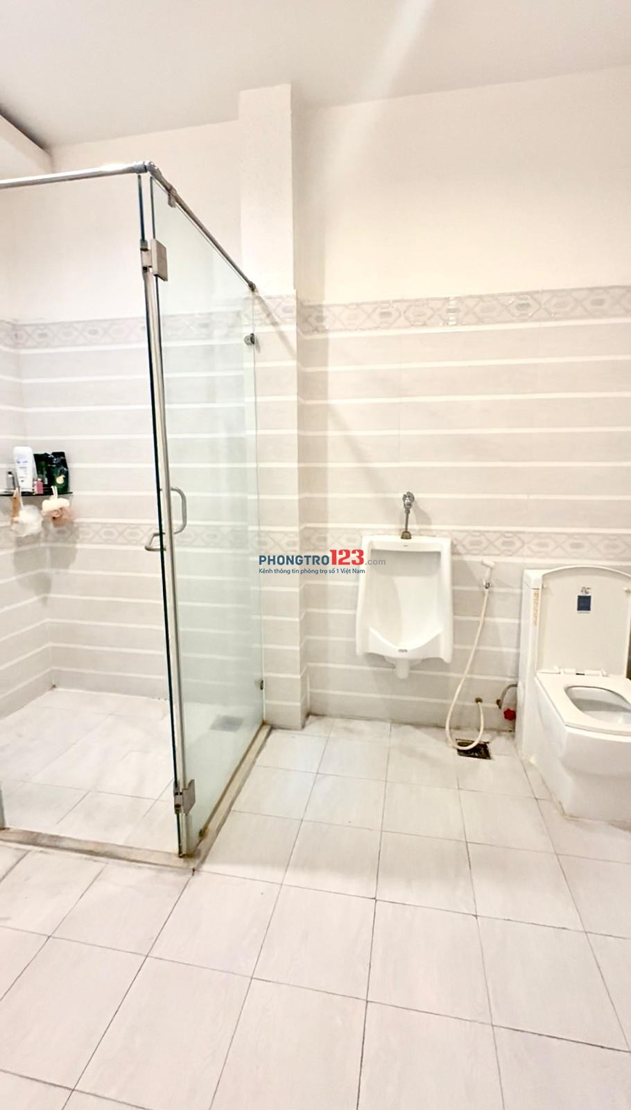 Cho thuê 3PN, 5WC, 40m2 tại Lũy Bán Bích, Tân Thành, Tân Phú, HCM, 7 triệu/phòng luôn điện nước