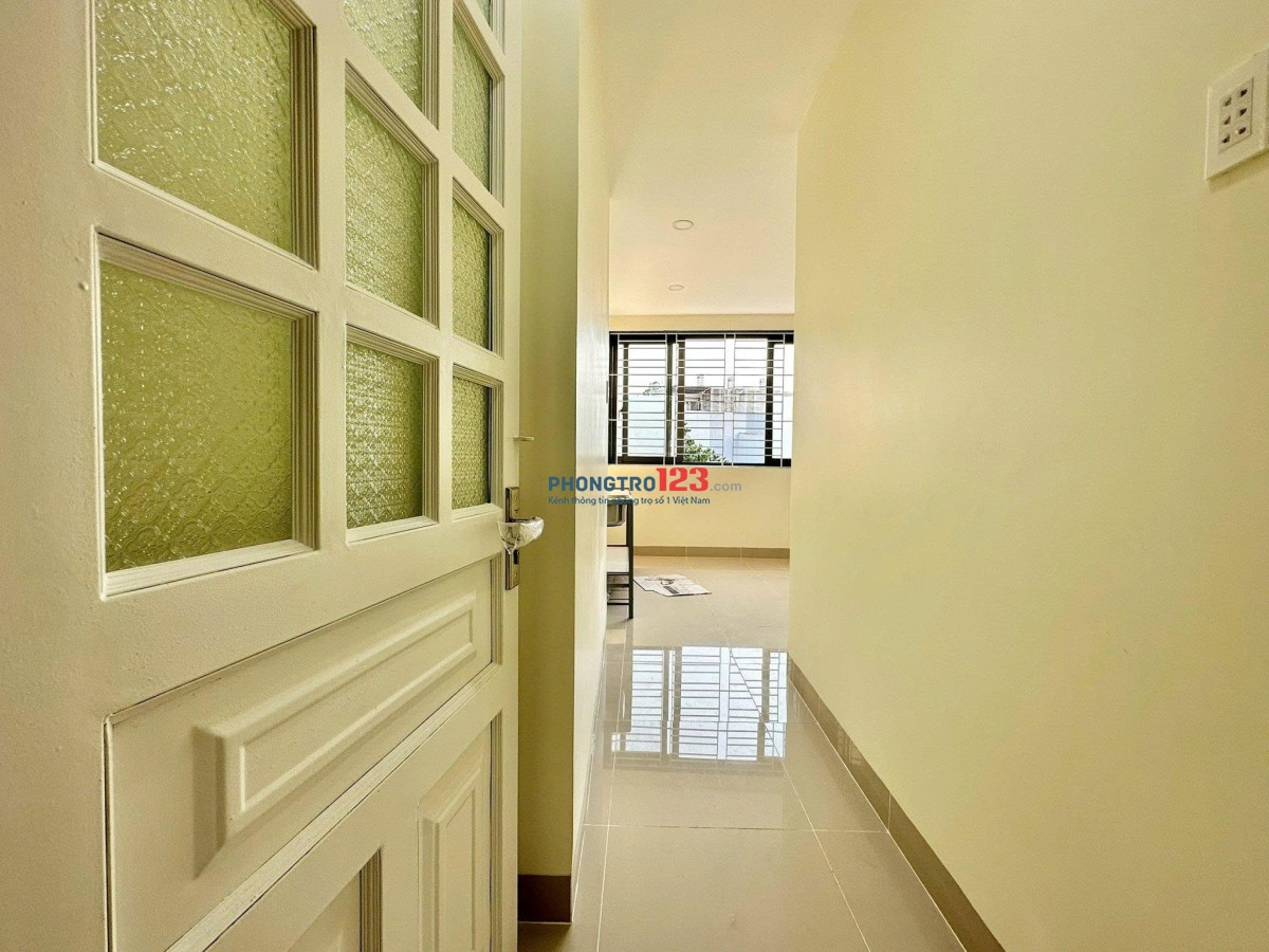 PHÒNG TRỌ 30M2 MỚI FULL NỘI THẤT, GÁC THOÁNG, CỬA SỔ GẦN ĐẠI HỌC NGOẠI THƯƠNG, GTVT, HUTECH