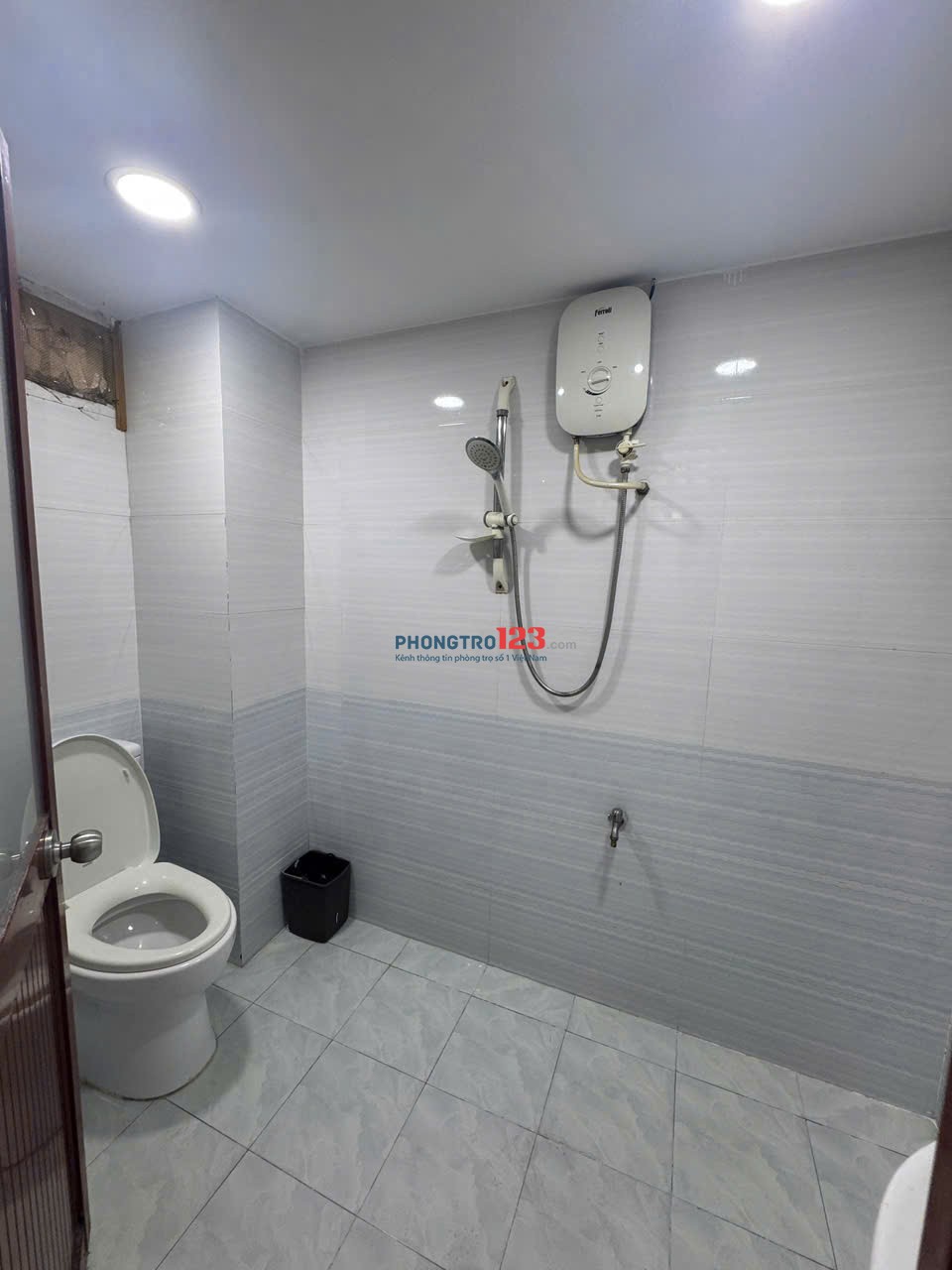 Cho thuê căn hộ 40m2 tại trung tâm Quận 5 - Giá 7,5 triệu/tháng