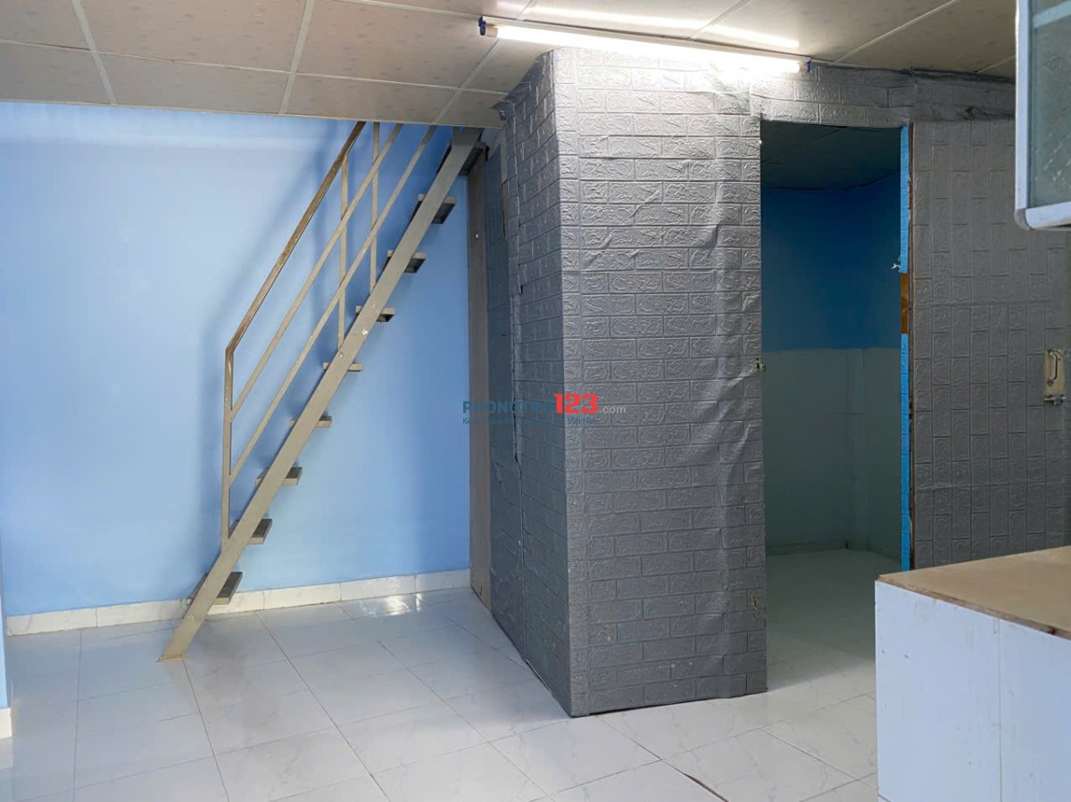 Cho thuê nhà nguyên căn có sân rộng giá 5tr/tháng Trần Xuân Soạn