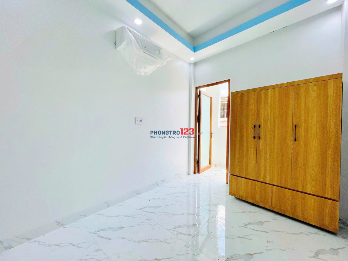 Phòng trọ cao cấp, full nội thất, ban công rộng – Gần Hutech, UEF, Ngoại Thương – Giá 4,5 triệu/thán