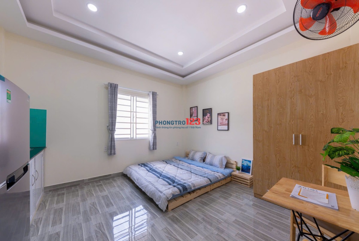 Cho Thuê Căn Hộ Full Nội Thất - Cửa Sổ Thoáng - Nhà Sạch Sẽ - Gần Chợ Bà Chiểu - Đại Học