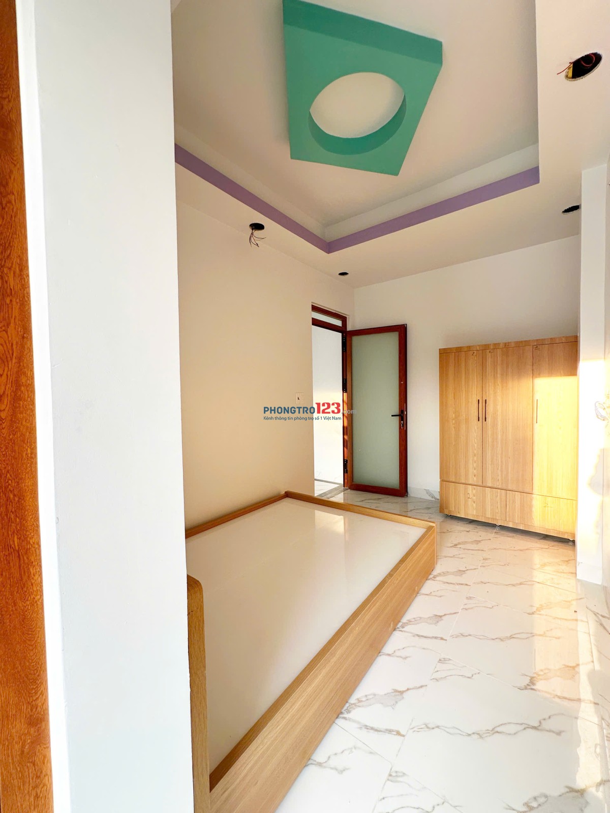 Phòng trọ cao cấp, full nội thất, ban công rộng – Gần Hutech, UEF, Ngoại Thương – Giá 4,5 triệu/thán