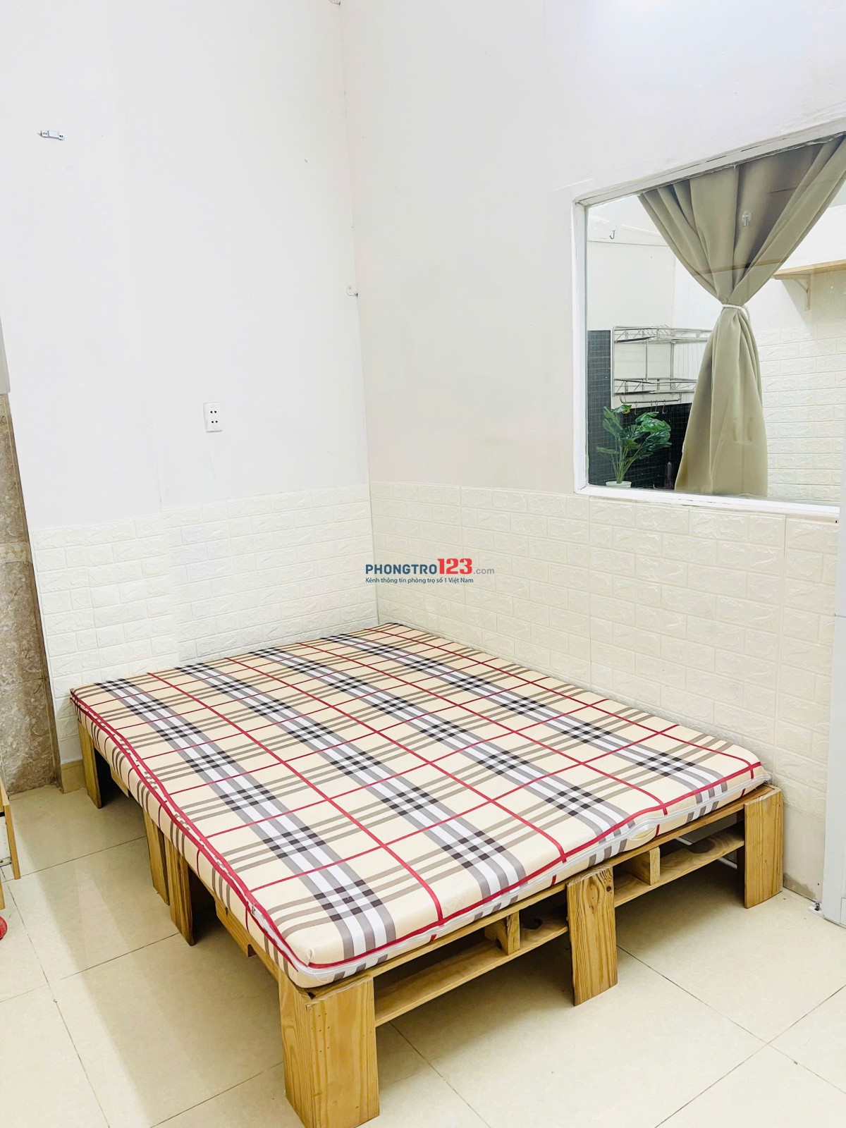 1PN tách bếp tầng trệt đường Giải Phóng Tân Bình chỉ 4,6 triệu