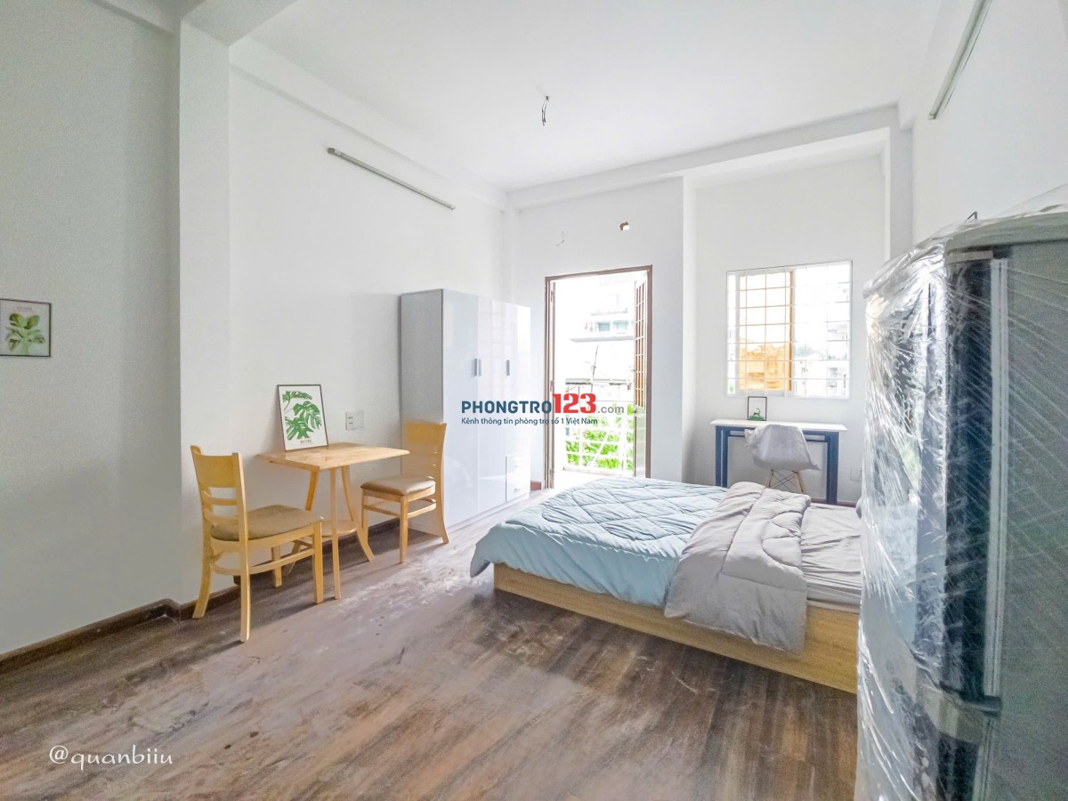 PHÒNG FULL NỘI THẤT BAN CÔNG – GẦN TRƯỜNG ĐH Y DƯỢC, BÁCH KHOA