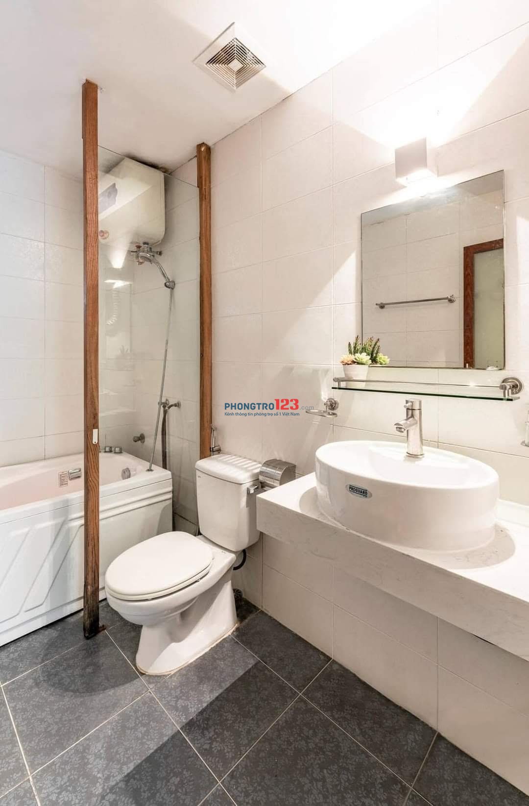 Cho thuê căn hộ Full nội thất có ban công tại Global City - LakeView City - Đỗ Xuân Hợp - CĐ KTĐN