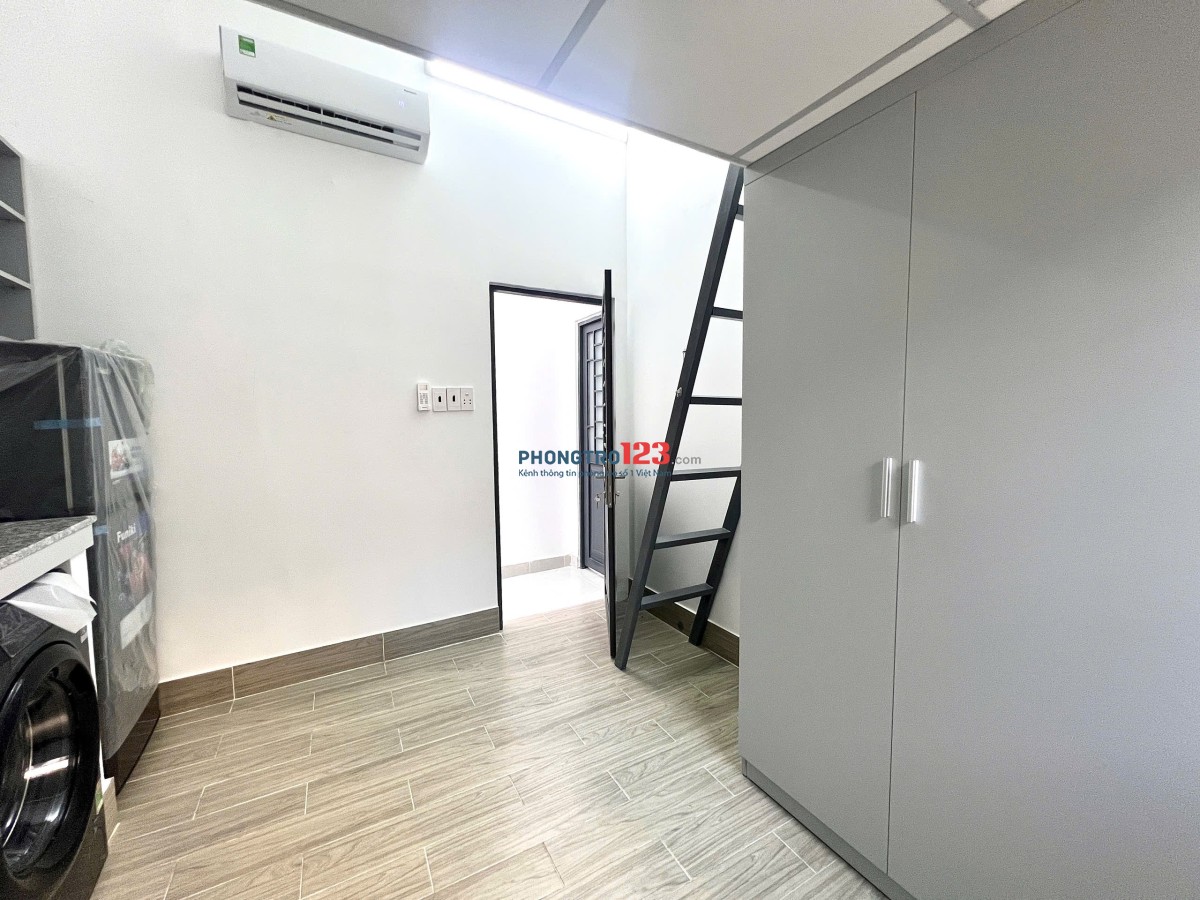 Phòng có gác full nội thất gần Ngã Tư Hàng Xanh, ĐH Hutech, Văn Lang, Ngoại Thương ở Điện Biên Phủ