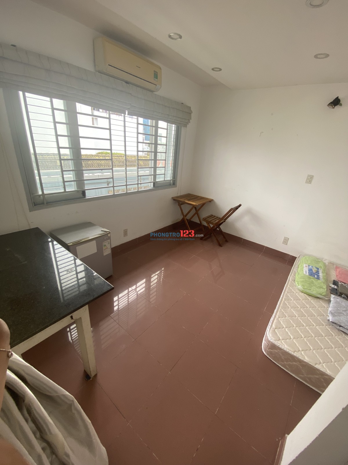 Phòng trọ 16m2 đường Lam Sơn, Q. Tân Bình - Gần sân bay TSN - Siêu yên tĩnh