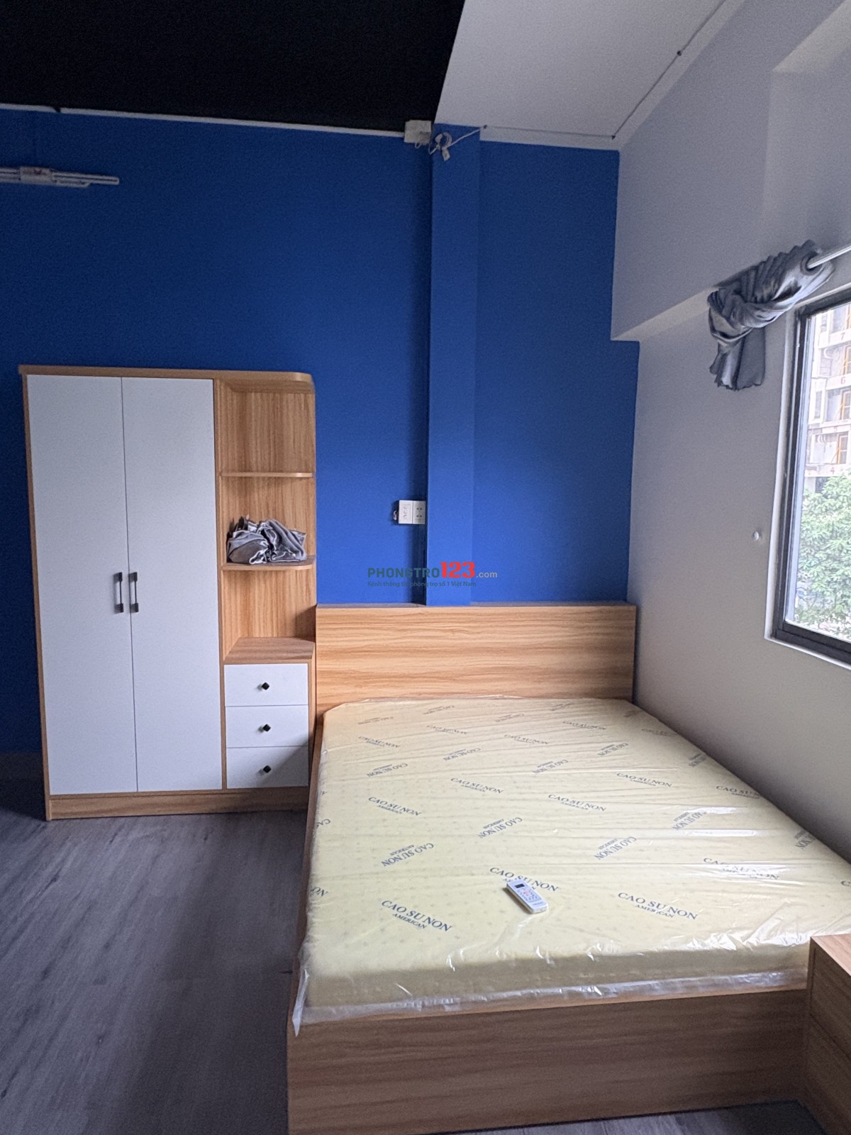 CHO THUÊ PHÒNG MỚI 100% CỬA SỔ SIÊU THOÁNG NGAY SVĐỘNG PHÚ THỌ, ĐẠI HỌC BÁCH KHOA, HUFLIT, KINH TẾ..