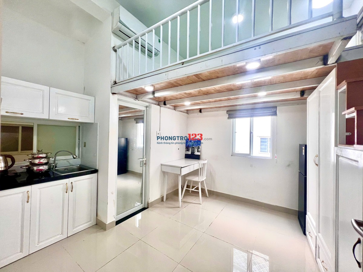 GÁC LỬNG CỬA SỔ TRỜI ĐẦY ĐỦ TIỆN NGHI NGAY COOP MART NHIÊU LỘC, ĐH SƯ PHẠM