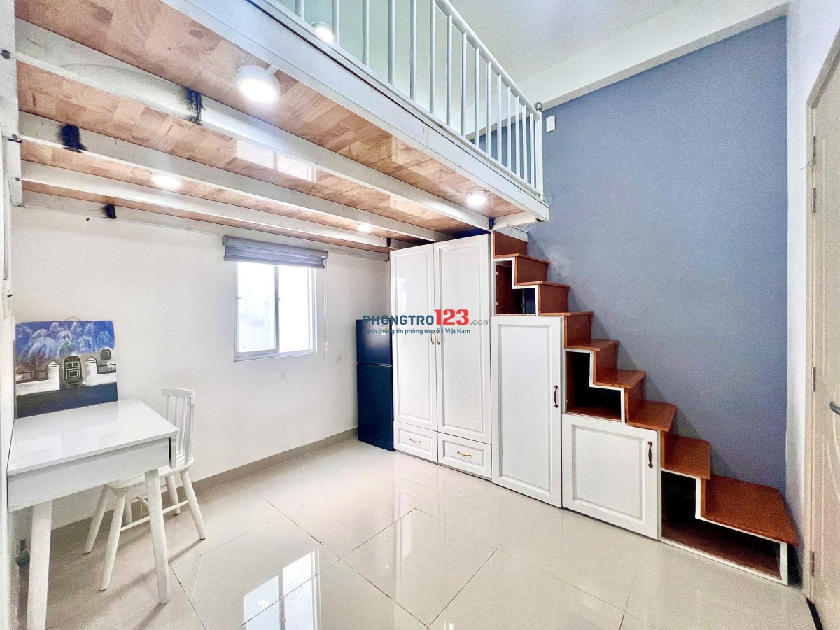 GÁC LỬNG CỬA SỔ TRỜI ĐẦY ĐỦ TIỆN NGHI NGAY COOP MART NHIÊU LỘC, ĐH SƯ PHẠM