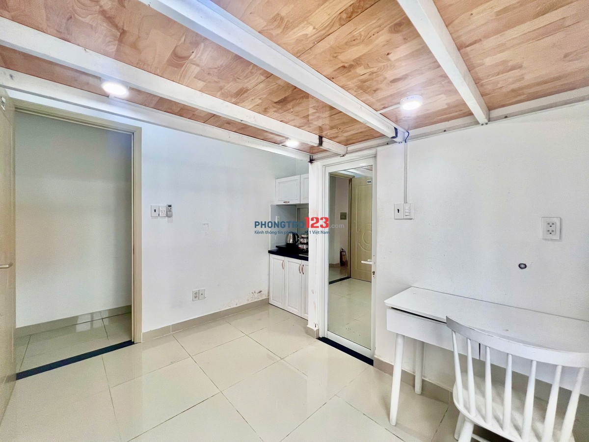 GÁC LỬNG CỬA SỔ TRỜI ĐẦY ĐỦ TIỆN NGHI NGAY COOP MART NHIÊU LỘC, ĐH SƯ PHẠM