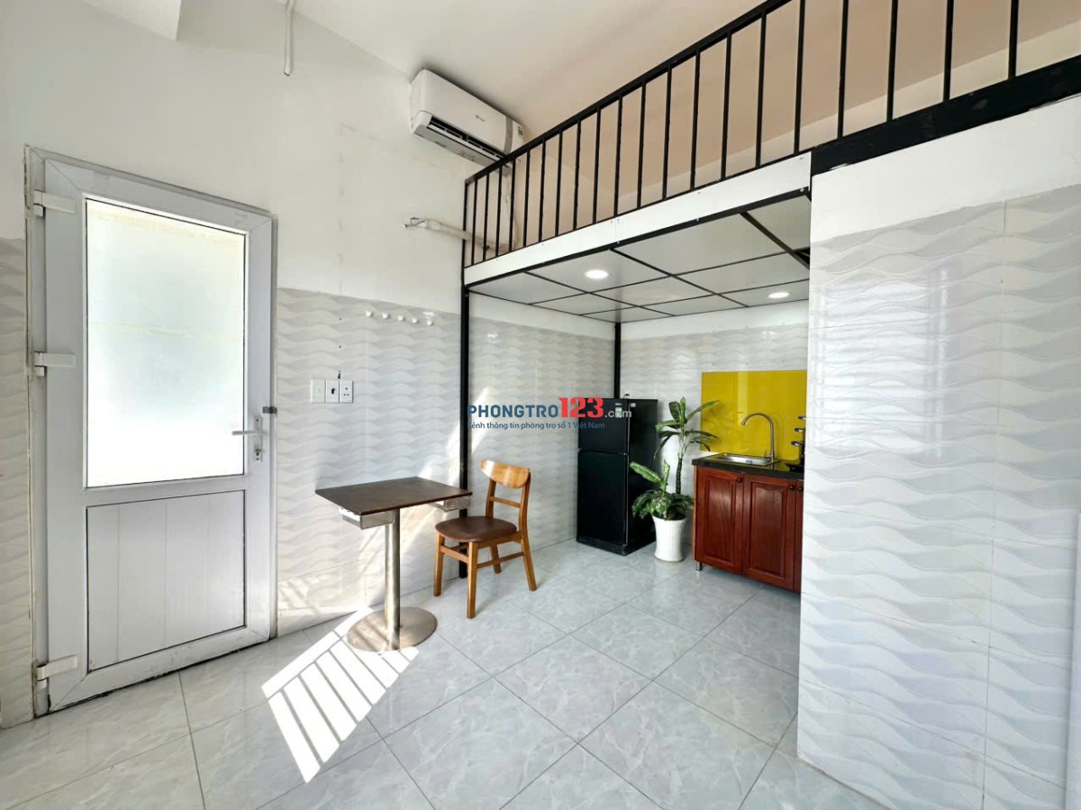 PHÒNG GÁC DUPLEX FULL NT CỬA SỔ LỚN GẦN ĐH BÁCH KHOA