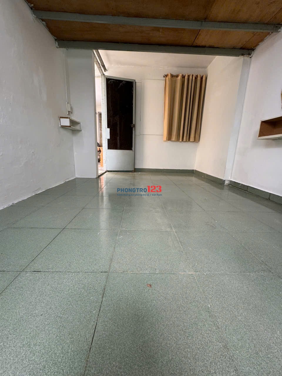Phòng cho thuê MT 29 Bàu Cát 6, P. 14, Q. Tân Bình - (Có khoá vân tay, WC riêng, kệ bếp)