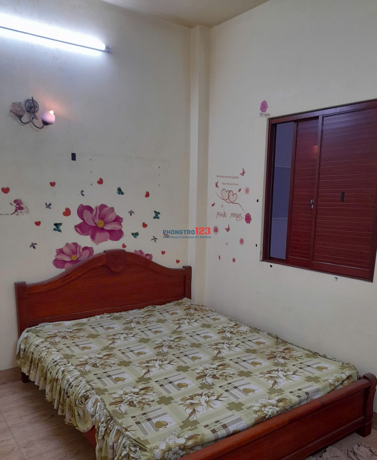 Cho thuê phòng 2,4 triệu/tháng,hẻm 330/...Bình Trị Đông, Q.Bình Tân