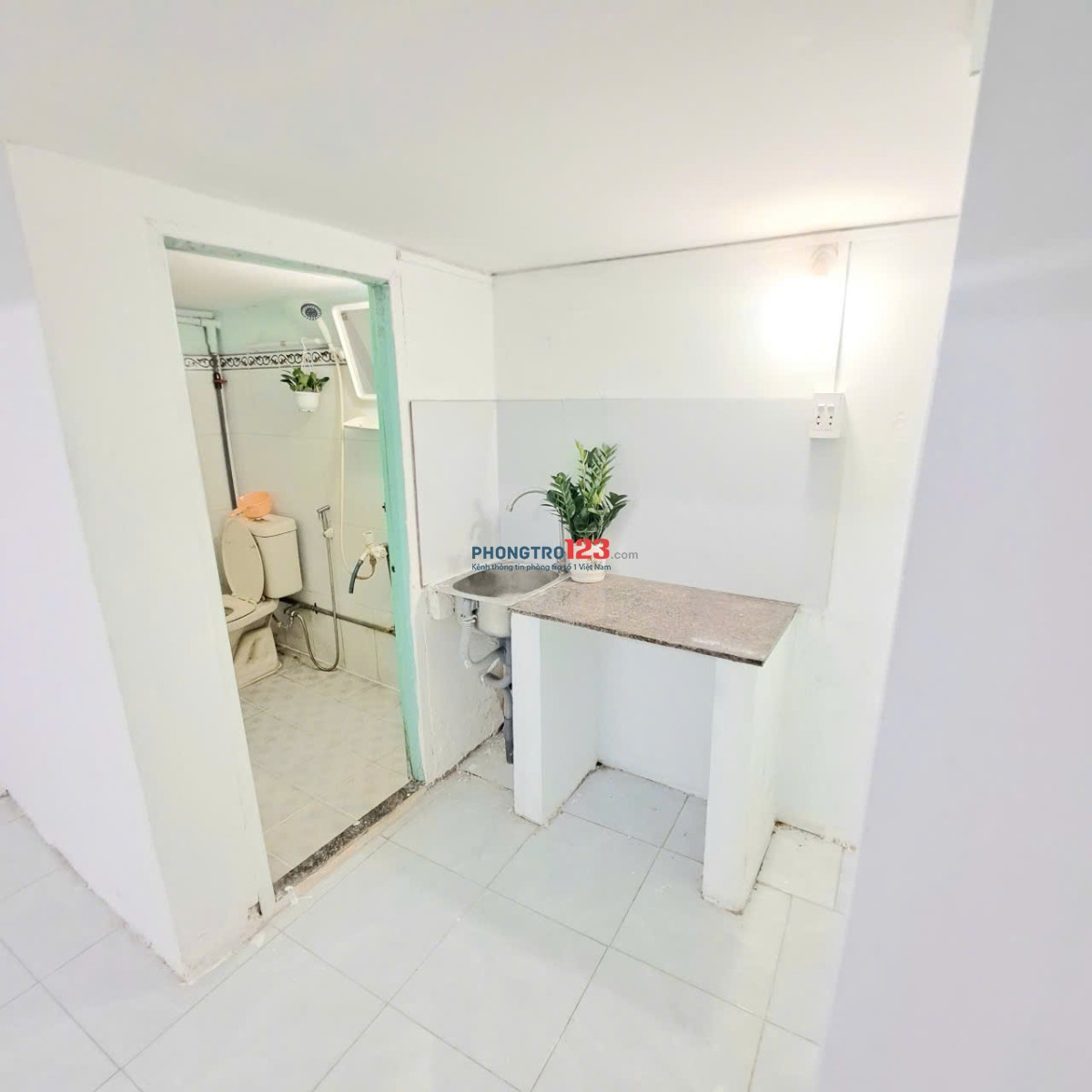 Phòng đẹp có Gác Lửng, Máy Lạnh - 26/42 Tân Sơn Nhì, Q.Tân Phú (Gần ĐH Công Thương, Văn Hiến)