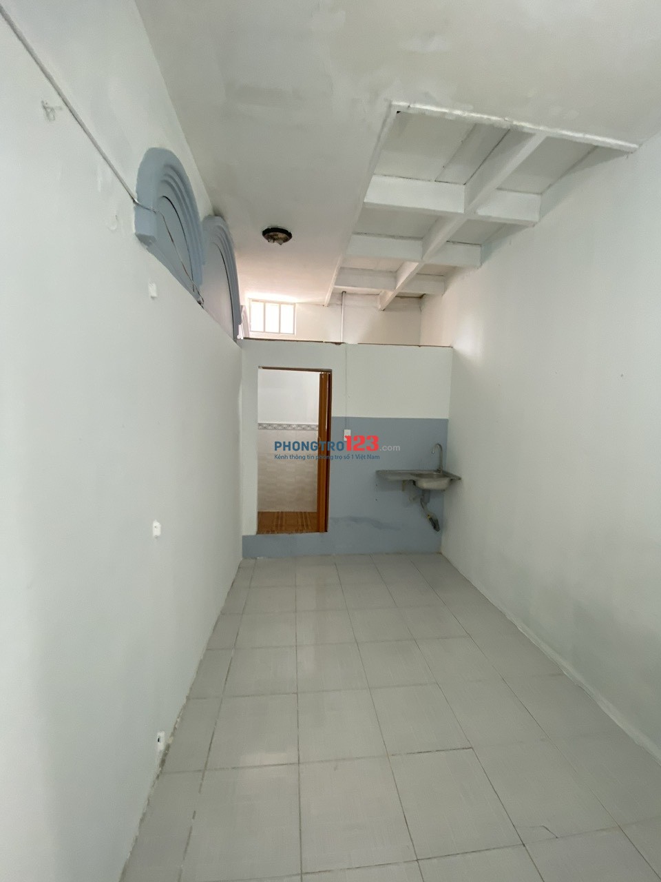 Phòng trọ giá tốt ngay sân bay Tân Sơn Nhất - 21/1 Trường Sơn Q. Tân Bình