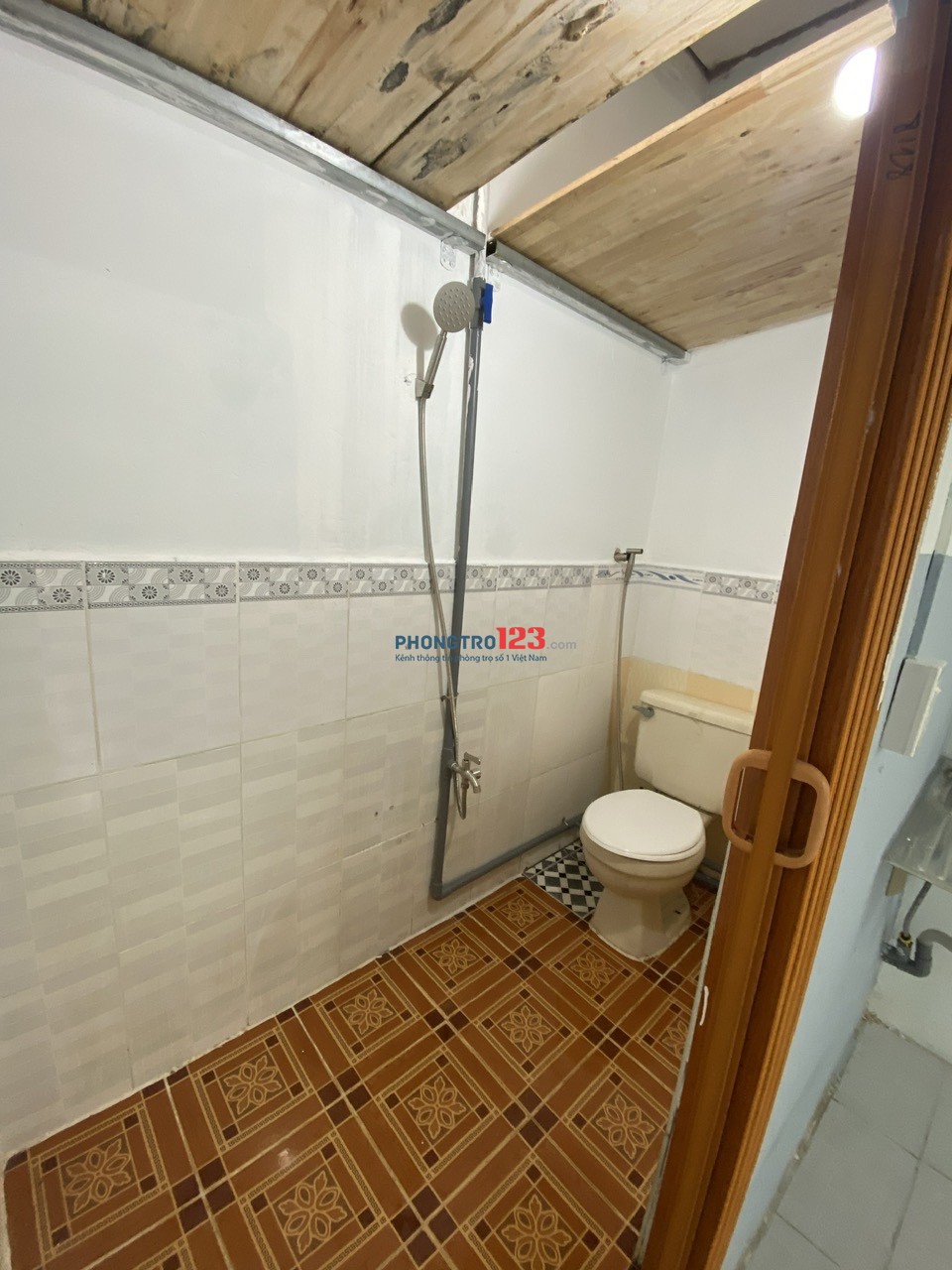 Phòng trọ giá tốt ngay sân bay Tân Sơn Nhất - 21/1 Trường Sơn Q. Tân Bình
