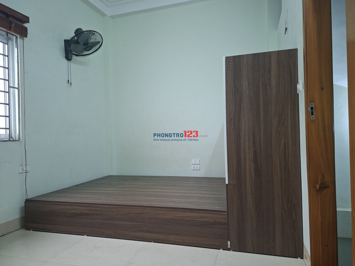Phòng trọ 15m2 tại Phú Lãm, Hà Đông, Cách ĐH Đại Nam chỉ 700m