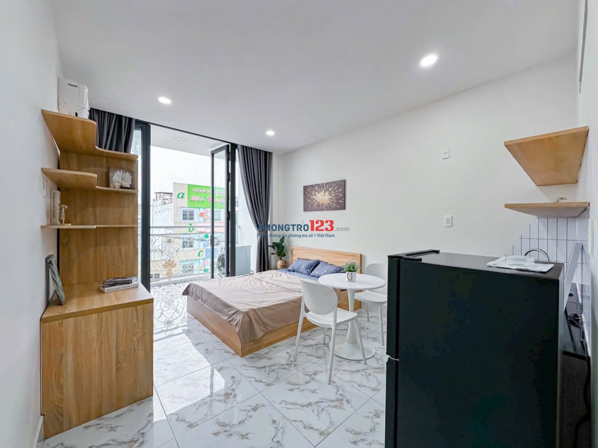Cho Thuê Phòng mới khai trương, ban công, máy giặt riêng gần Chợ Bà Chiểu, Văn Lang cs2, cs3