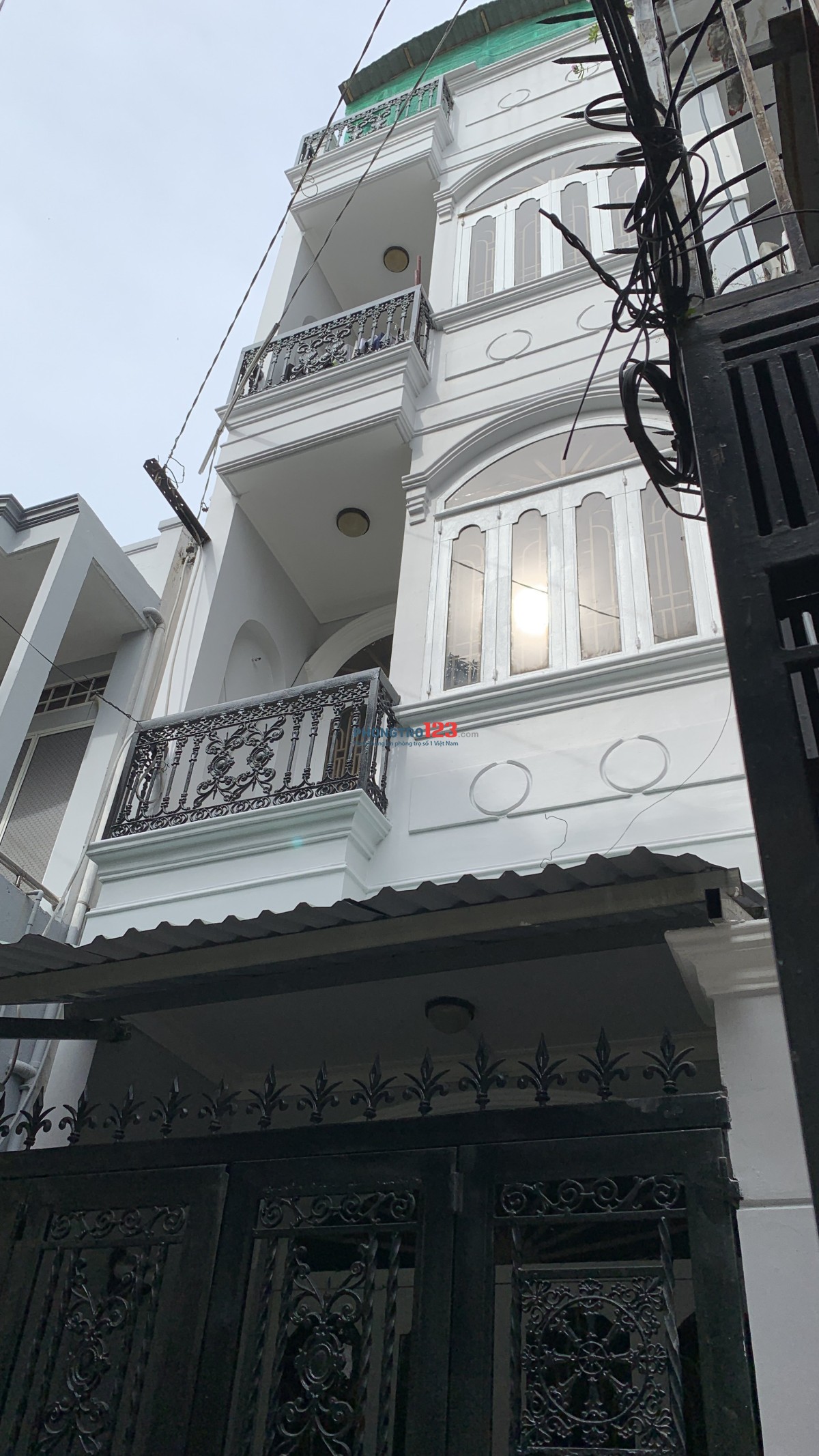 CHÍNH CHỦ CHO THUÊ PHÒNG TÁCH BẾP 4tr5