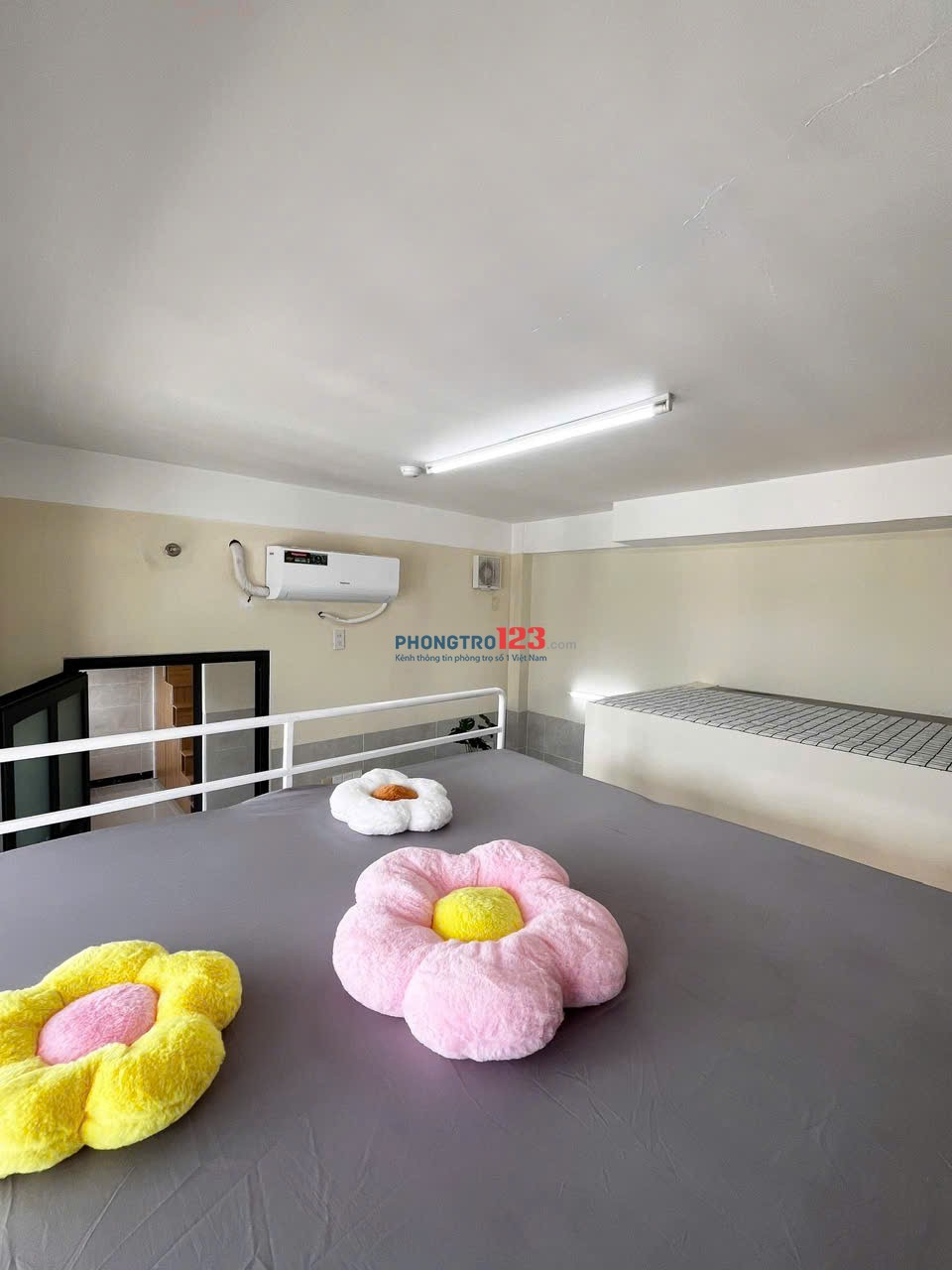 Phòng Có gác Không giới hạn người ở 35m2 Ban Công Full NT Mới 100% gần ĐH Hutech, GTVT, Ngoại Thương