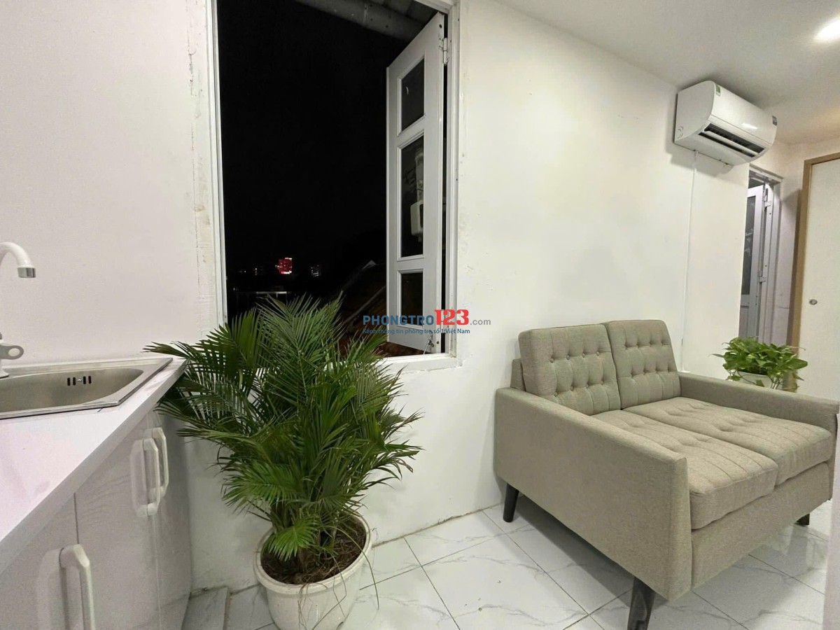 PHÒNG TRỌ FULL NỘI THẤT CỬA SỔ LỚN NGUYỄN GIA TRÍ GẦN ĐẠI HỌC HUTECH,HỒNG BÀNG,UEF,..-LH:0932985900
