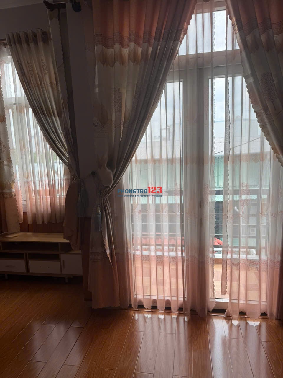 Nhà còn phòng trống cần cho thuê