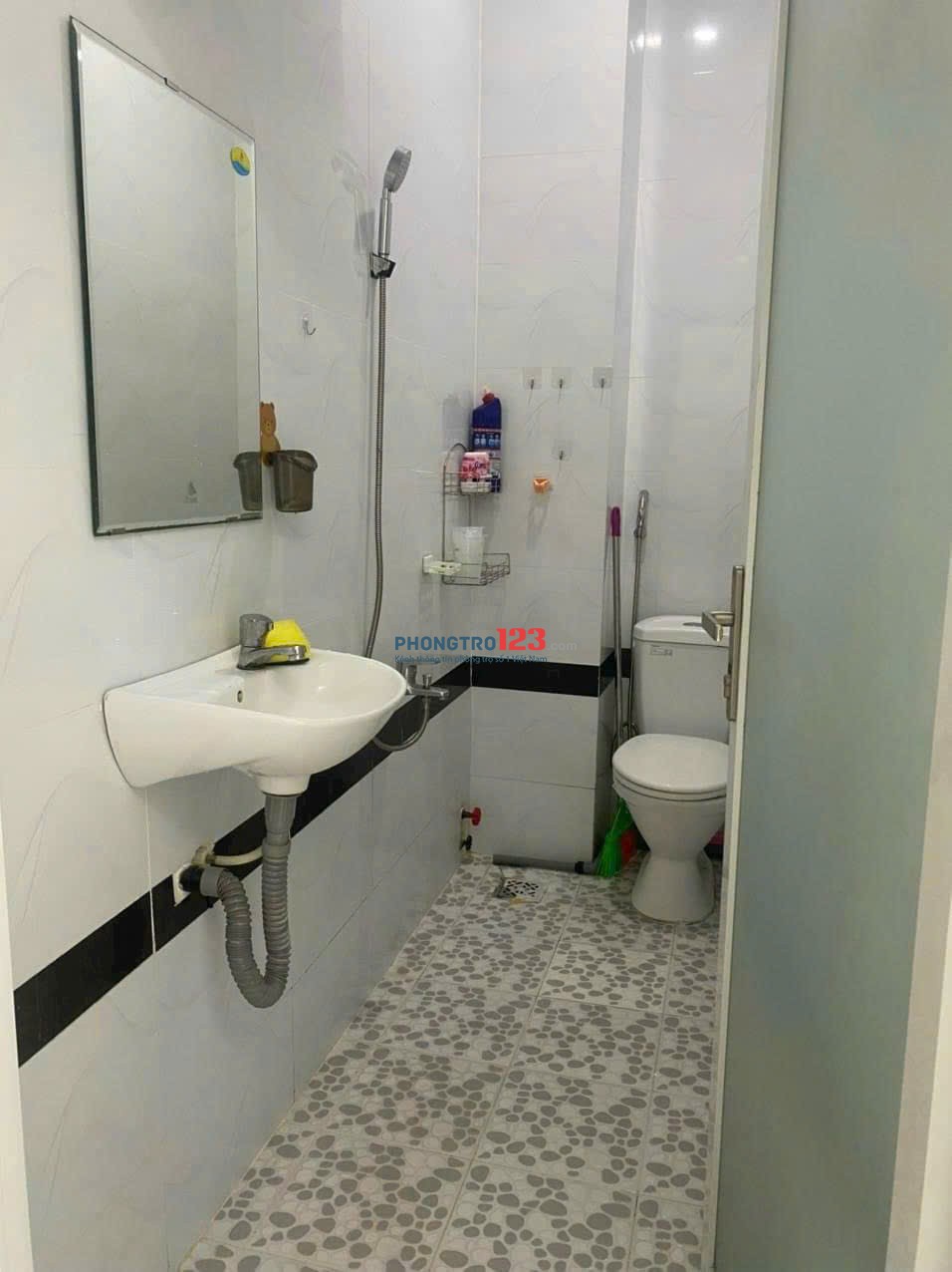 PHÒNG CỬA SỔ FULL NỘI THẤT Y HÌNH 30M2 DƯƠNG BÁ TRẠC,Q8