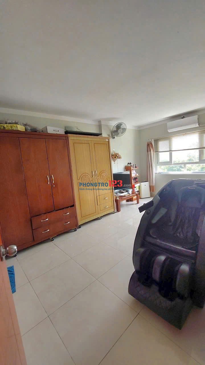 Chung cư Screc, Trường Sa, Quận 3: 88m2, 2p ngủ, full nội thất, 13tr