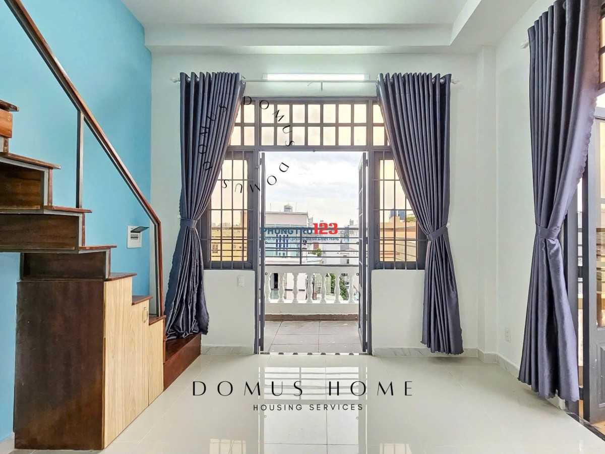 Duplex ban công giá rẻ cho học sinh, sinh viên - ngay trung tâm quận 7