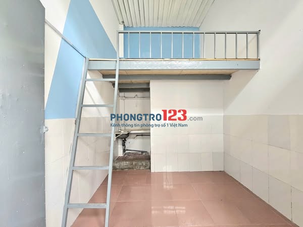 Dãy trọ mới Gác Cao gần Ngã Tư 550, Vicom Dĩ An Giờ Tự Do, KO Chủ