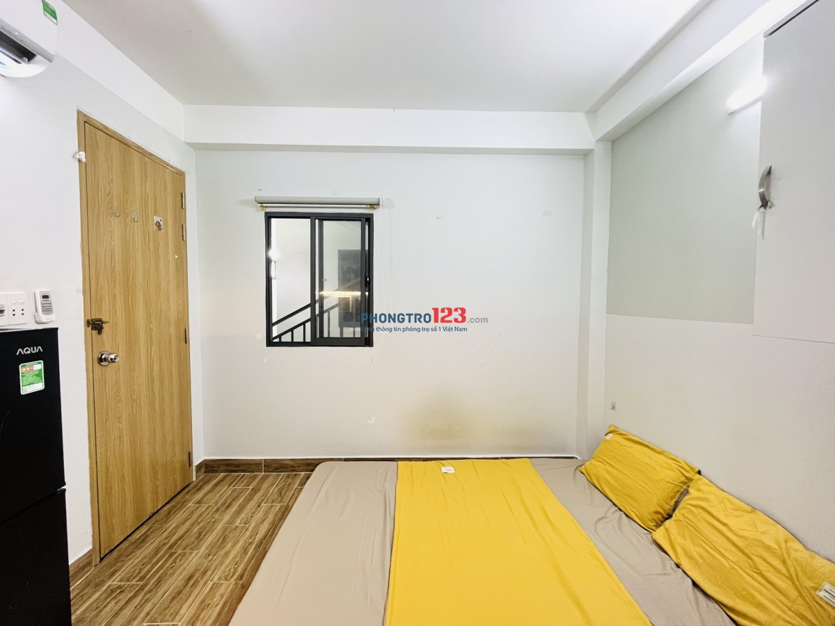 PHÒNG FULL NỘI THẤT MỚI XÂY NGAY NGUYỄN GIA TRÍ