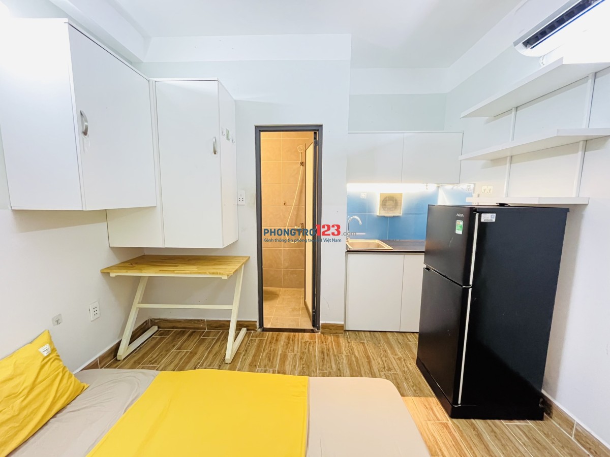 PHÒNG FULL NỘI THẤT MỚI XÂY NGAY NGUYỄN GIA TRÍ