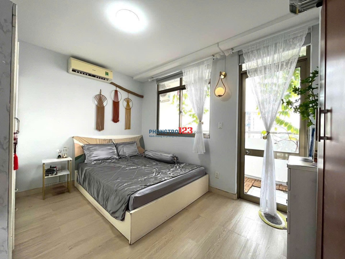 Chung cư Screc , P12, Q3, nội thất, 2p, 2wc, 85m2, giá 13tr/tháng
