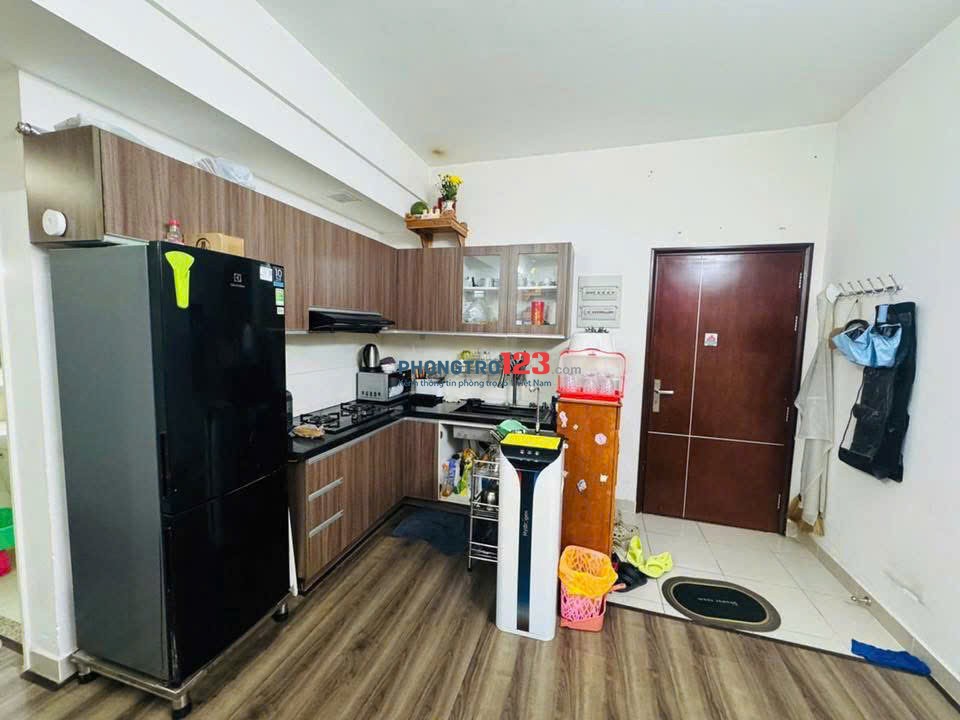 Chung cư Miếu Nổi, Trường Sa, BT: 12tr/th, 72m2, 2p ngủ, nhà mới.