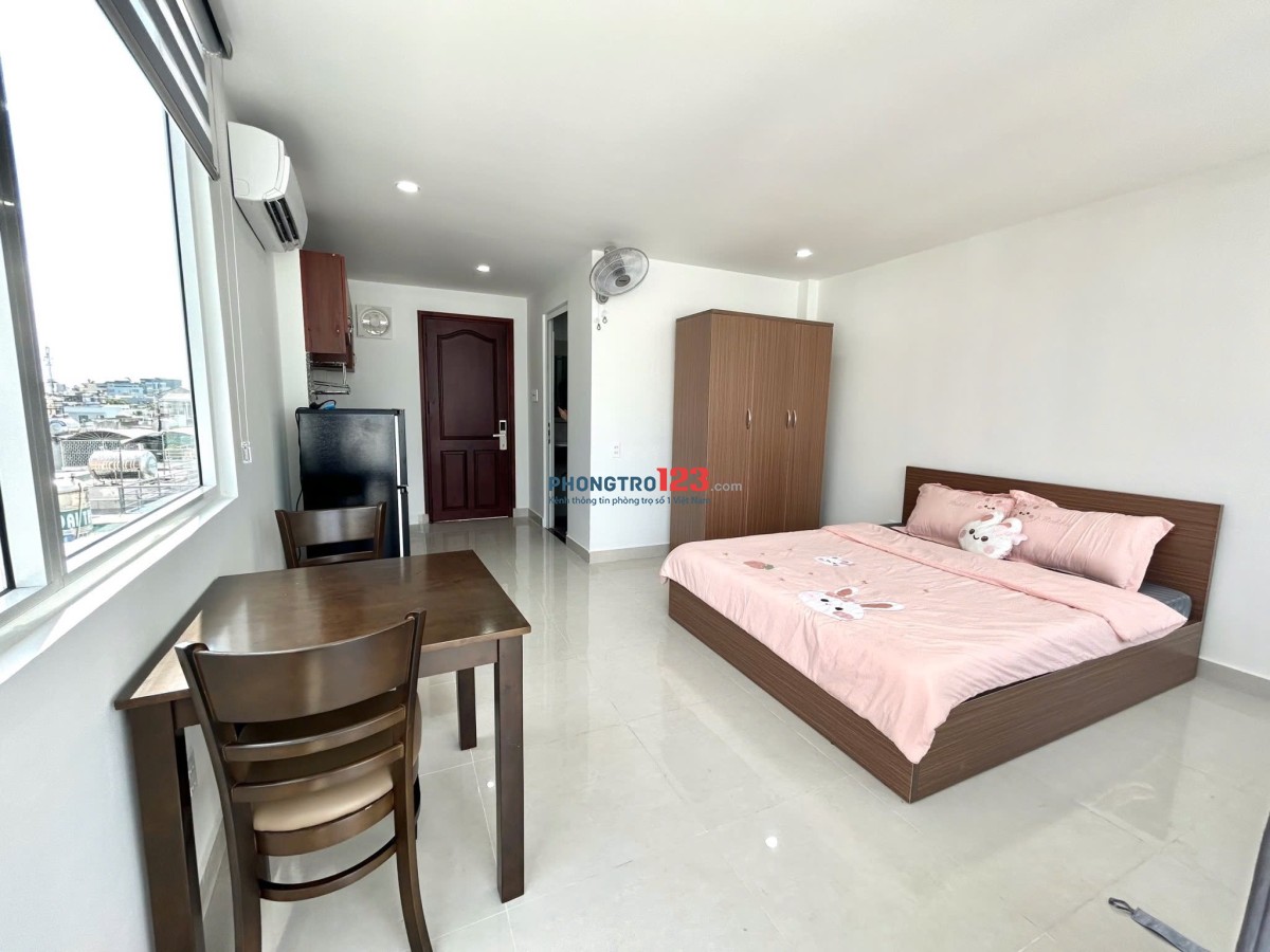 Phòng Trọ Cho Thuê Ngay 3/2 Quận 10, Ban Công Sáng- Gần ĐH Kinh Tế, Bách Khoa, ĐH Mở