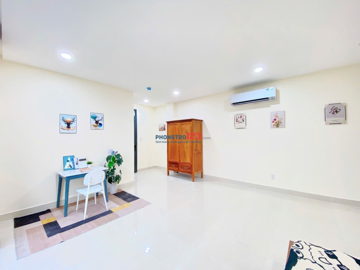 Cho thuê phòng ban công full nội thất giá sinh viên quận 8 gần ParcMall