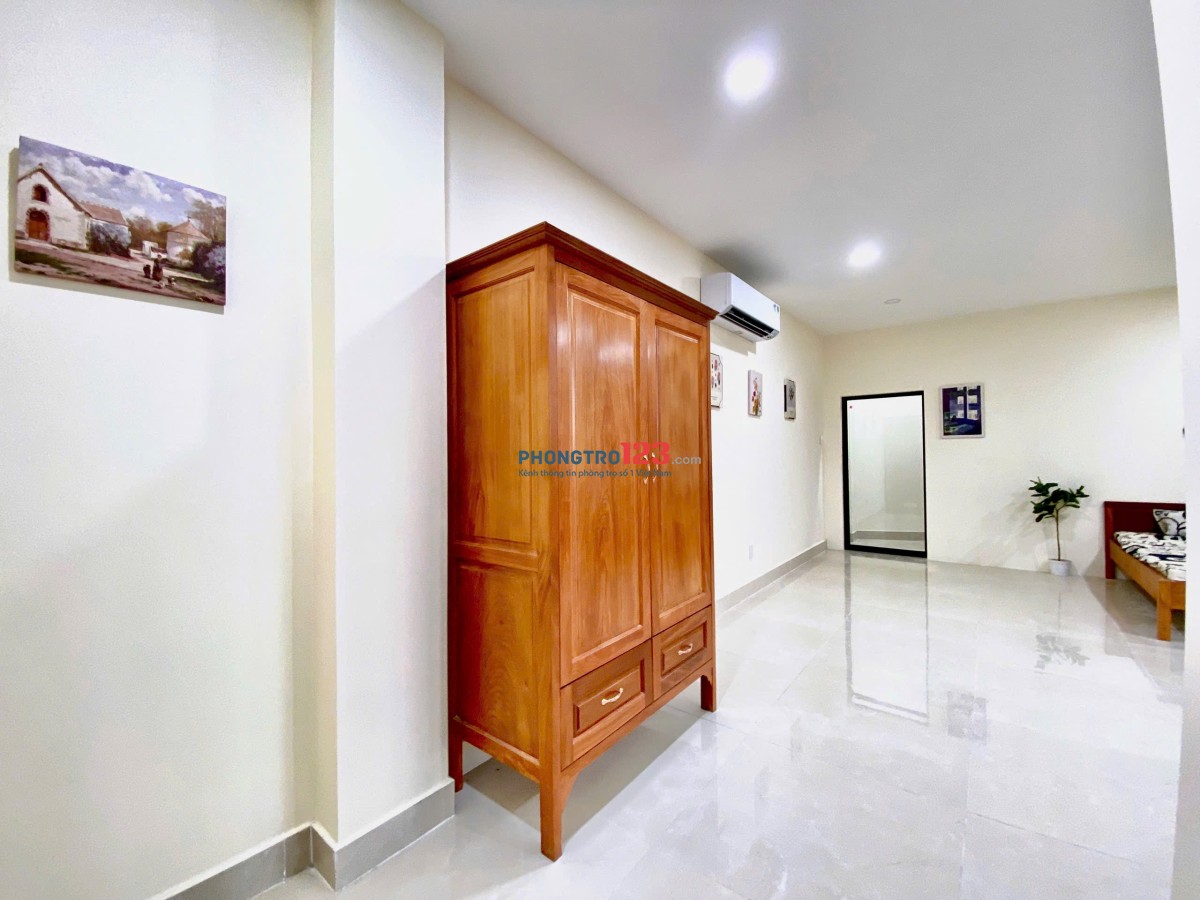 Cho thuê phòng ban công full nội thất giá sinh viên quận 8 gần ParcMall