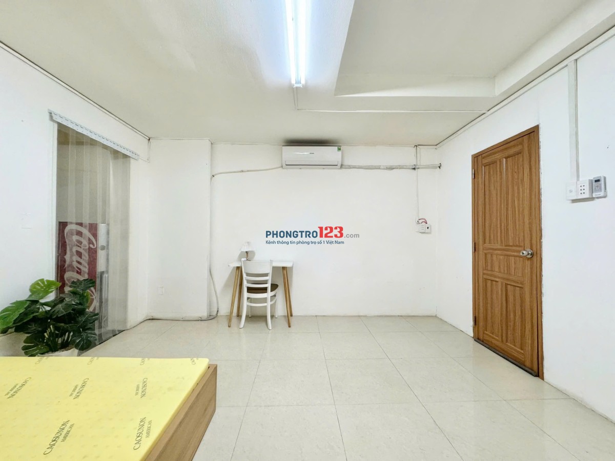 Phòng Studio đủ nội thất siêu rộng - 71 Hồ Bá Kiện Q. 10 (Gần CV Lê Thị Riêng)