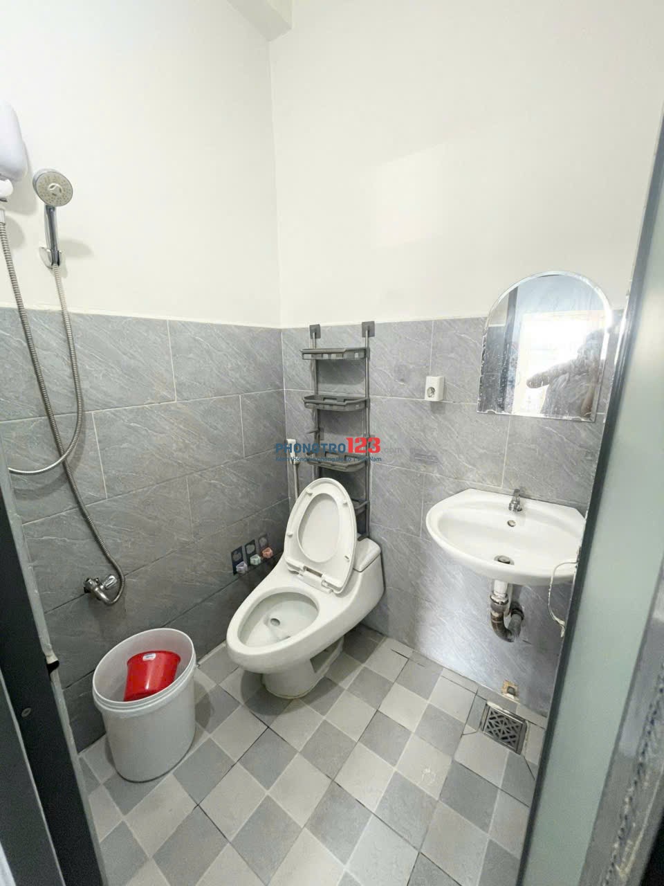 PHÒNG TRỌ FULL NỘI THẤT CỬA SỔ LỚN Ở BÌNH THẠNH GẦN ĐẠI HỌC HUTECH,HIU,UEF - LH: 0334998413 (LUCAS)