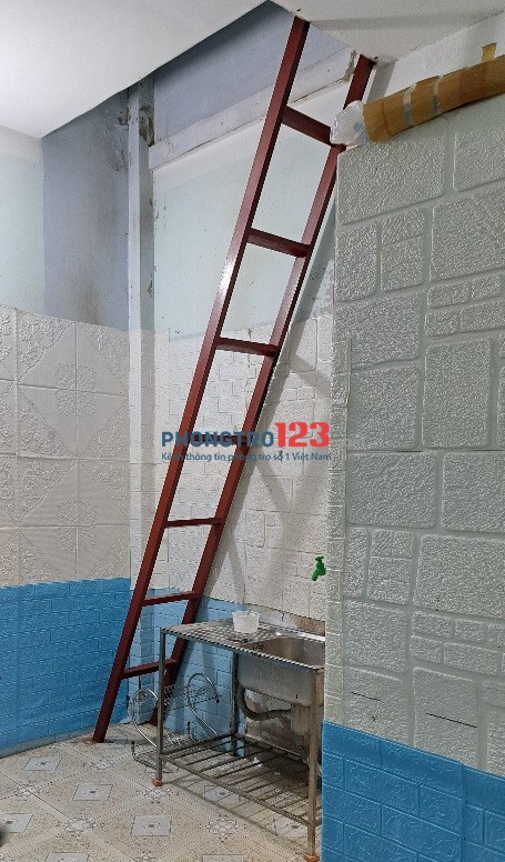 Cho thuê phòng trọ giá rẻ, có gác đúc, gần trường học, bệnh viện siêu thị