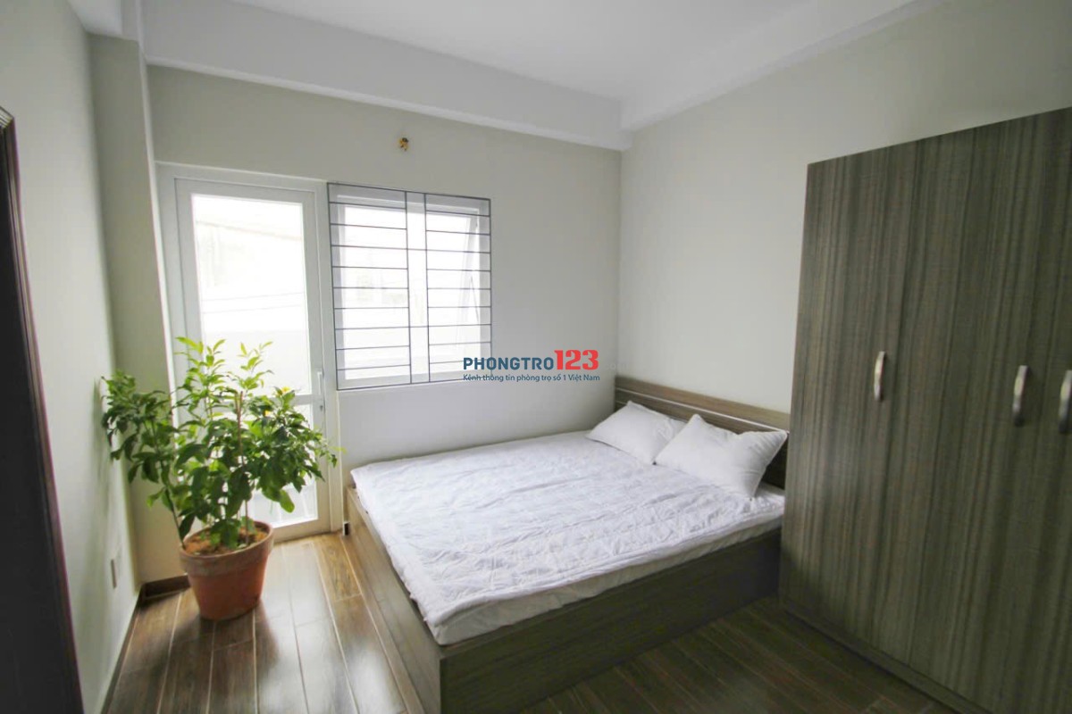 Cho thuê phòng full nội thất ban công quận 4 gần ĐH Nguyễn Tất Thành, ĐH Luật