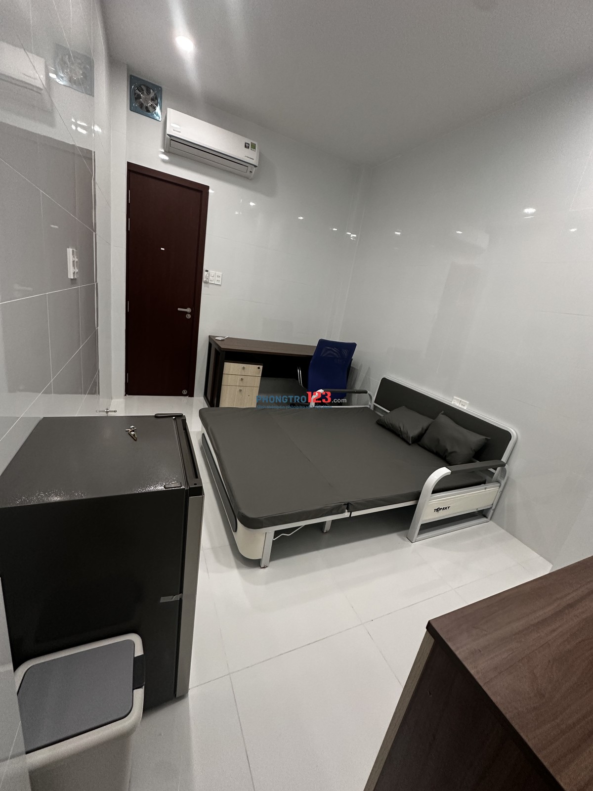 Phọng trọ full nội thất chính chủ cho thuê tại trung tâm Quận 3