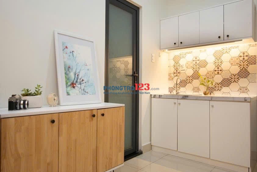 Phòng 30m2, cửa sổ thoáng, thang máy, hầm xe ngay Lê Văn Duyệt, Bình Thạnh - gần Q1, Q3, gần các đh